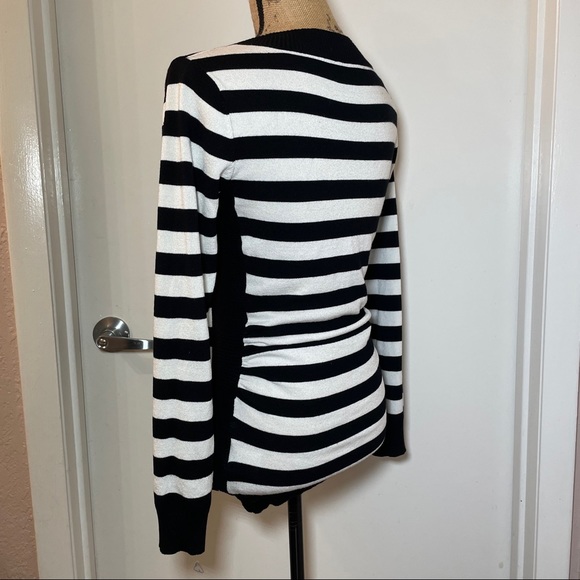 Metaphor black and white striped fitted sweater size medium - Picture 3 of 6